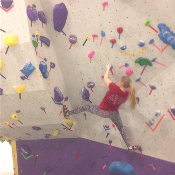 Meet your Posher, Jenna - Picture 3 of 7